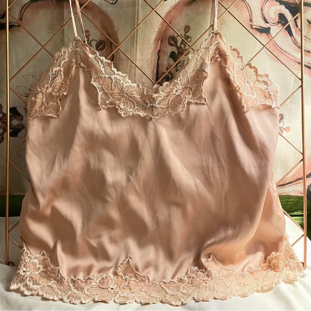 Y2K pink champagne laced floral satin cami